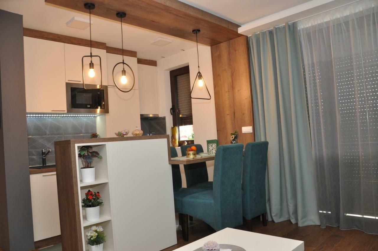 Lux Apartman Čačak المظهر الخارجي الصورة